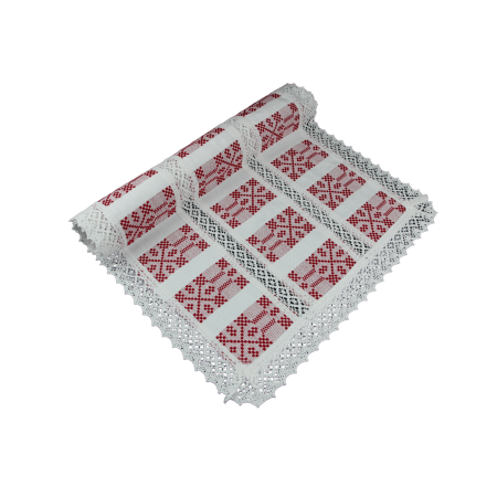 Față de masă crem dreptunghiulară cu inserție roșie și dantelă crem pe margini și una centrala, dimensiune 110 x 50 cm