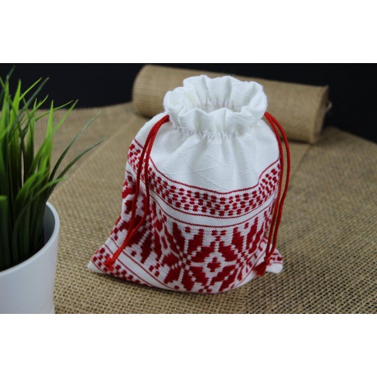 Trăistuță model Ana 18 x 16 cm Trăistuță model Ana 18 x 16 cm