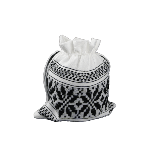 Trăistuță cu șnur 20 x 18 cm model Sibiana 1 Trăistuță cu șnur 20 x 18 cm model Sibiana 1